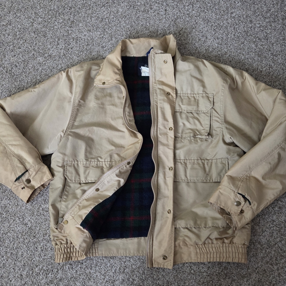 Vintage Woolrich Barn Chore Jacket Mens L Tan Plaid Wool Lined Made in USA‎